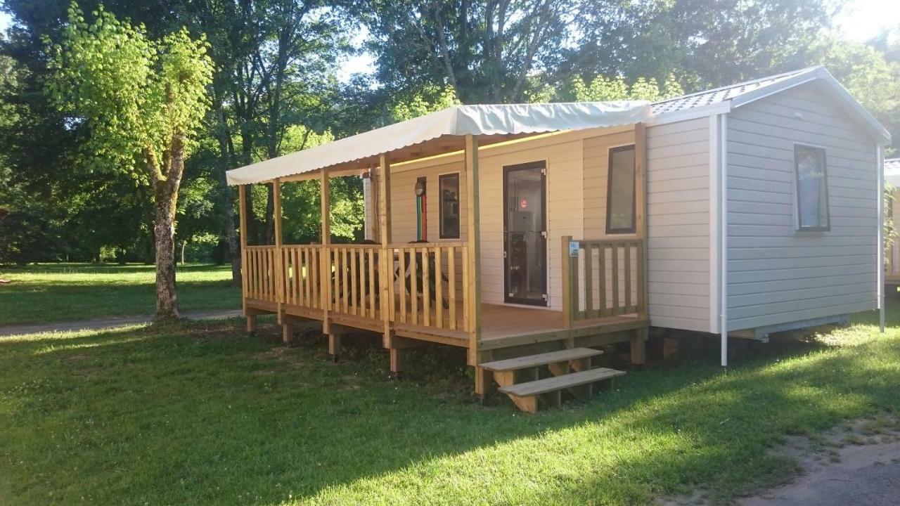 Camping Paradis Le Rocher De La Granelle Le Bugue Exterior foto